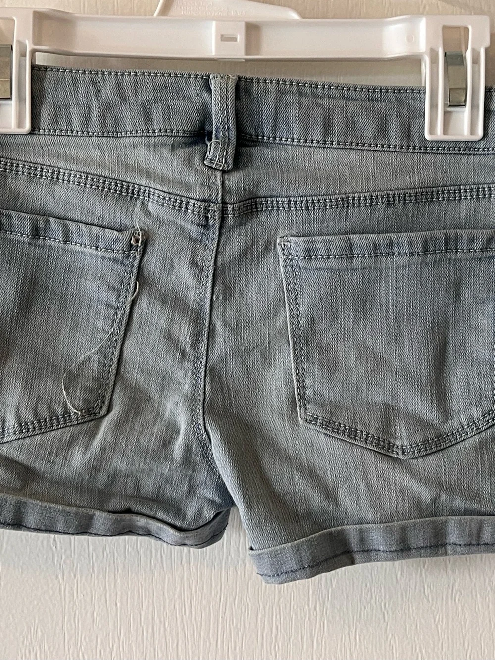 Squeeze stains hems offering